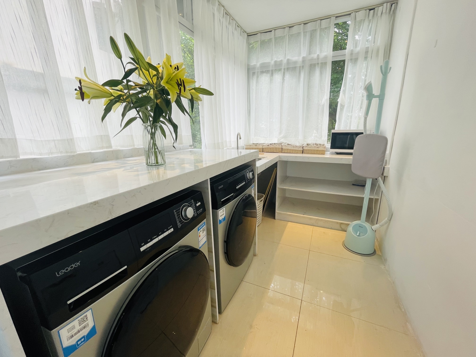 Boman Hotel (Beijing Road Pedestrian Street, Gongyuanqian Metro Station) 2*
