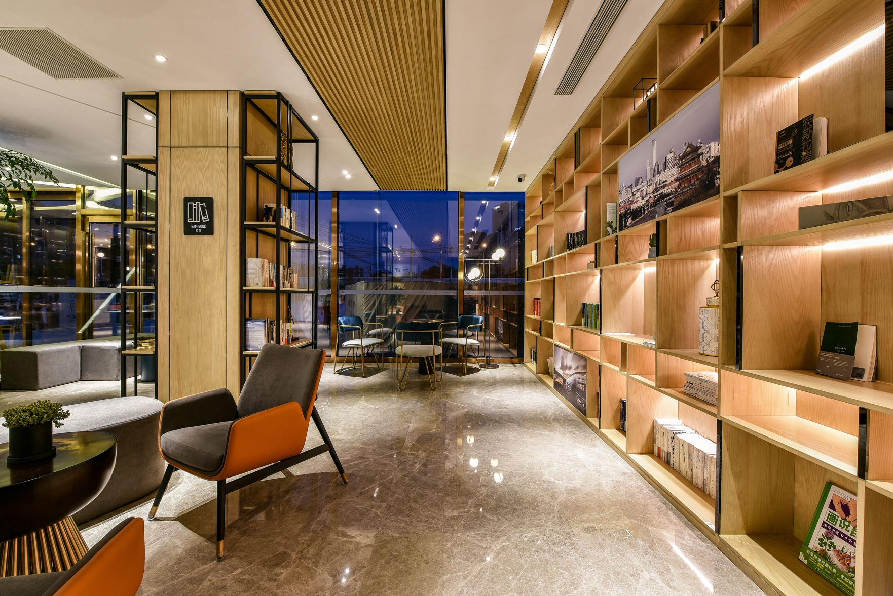 Atour Hotel Beijing Lize Business District City Terminal 4*