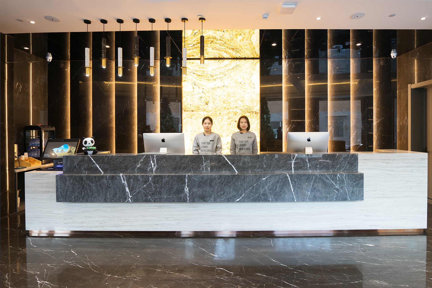 Changchun Convention and Exhibition Center Dongnanhu Avenue Atour Hotel 4*