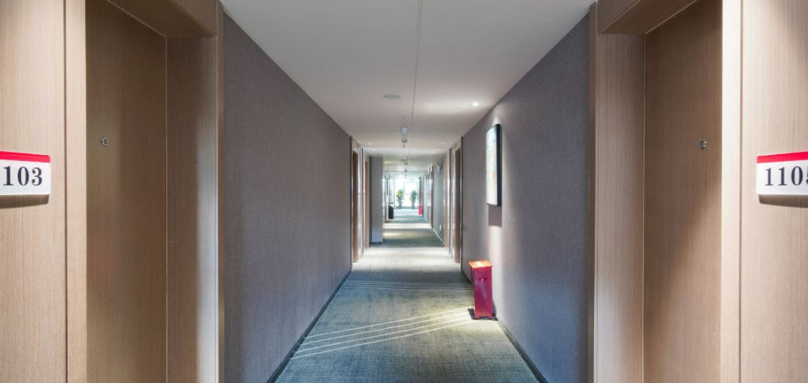Rezen Select (Guiyang Longdongbao Airport) 3*