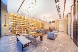Atour Hotel (Shenzhen International Convention and Exhibition Center, Fengtang Avenue) 4*