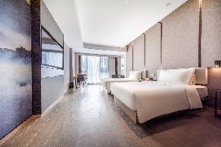 Atour Hotel(Wuhan Zhuankou Dongfeng Avenue Sports Center Store) 4*