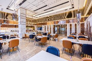Atour Hotel(Wuhan Zhuankou Dongfeng Avenue Sports Center Store) 4*