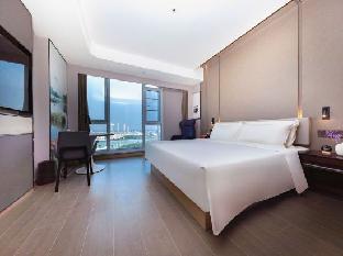 Atour Hotel(Wuhan Zhuankou Dongfeng Avenue Sports Center Store) 4*