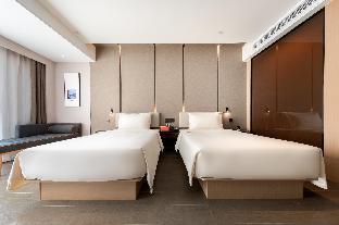 Atour Hotel(Wuhan Zhuankou Dongfeng Avenue Sports Center Store) 4*