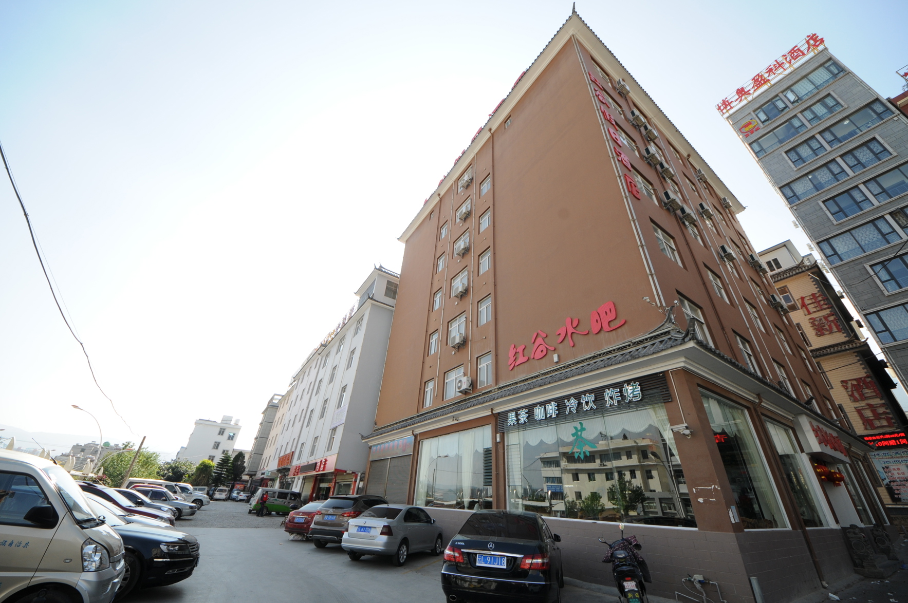 Hong Gu Hotel 3*