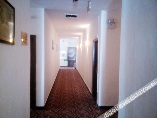Jiangmen Huilong Hotel 2*