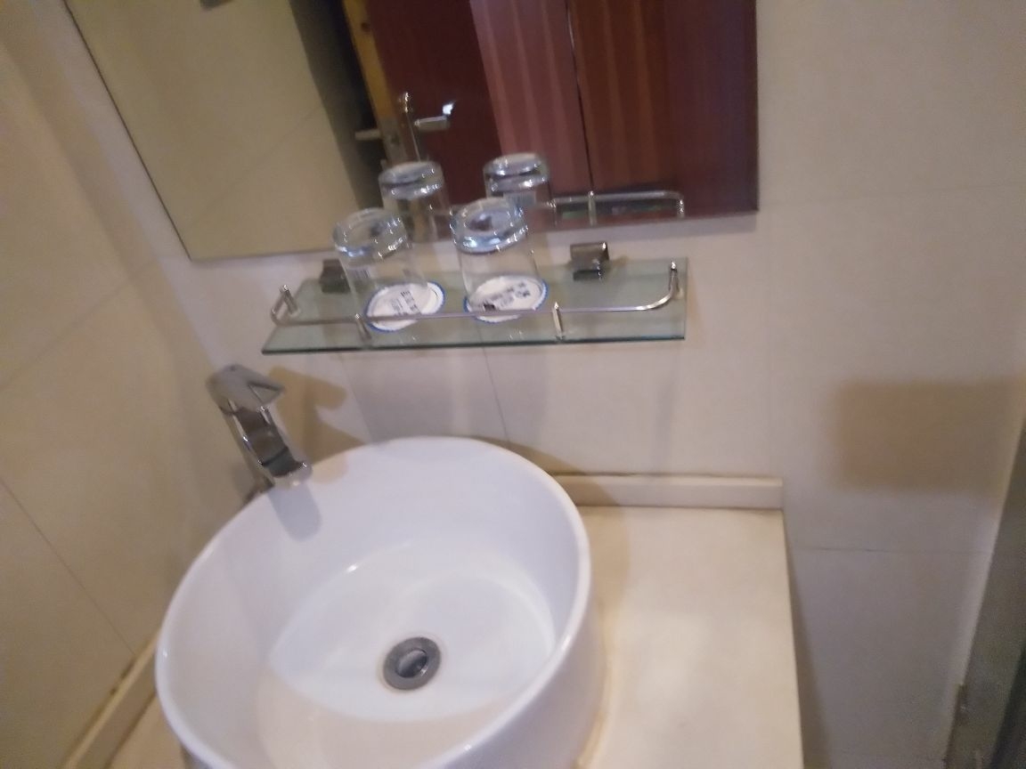 100 Inn Liangpin Hotel (Shanghai Jiading Anting Subway Station) 2*