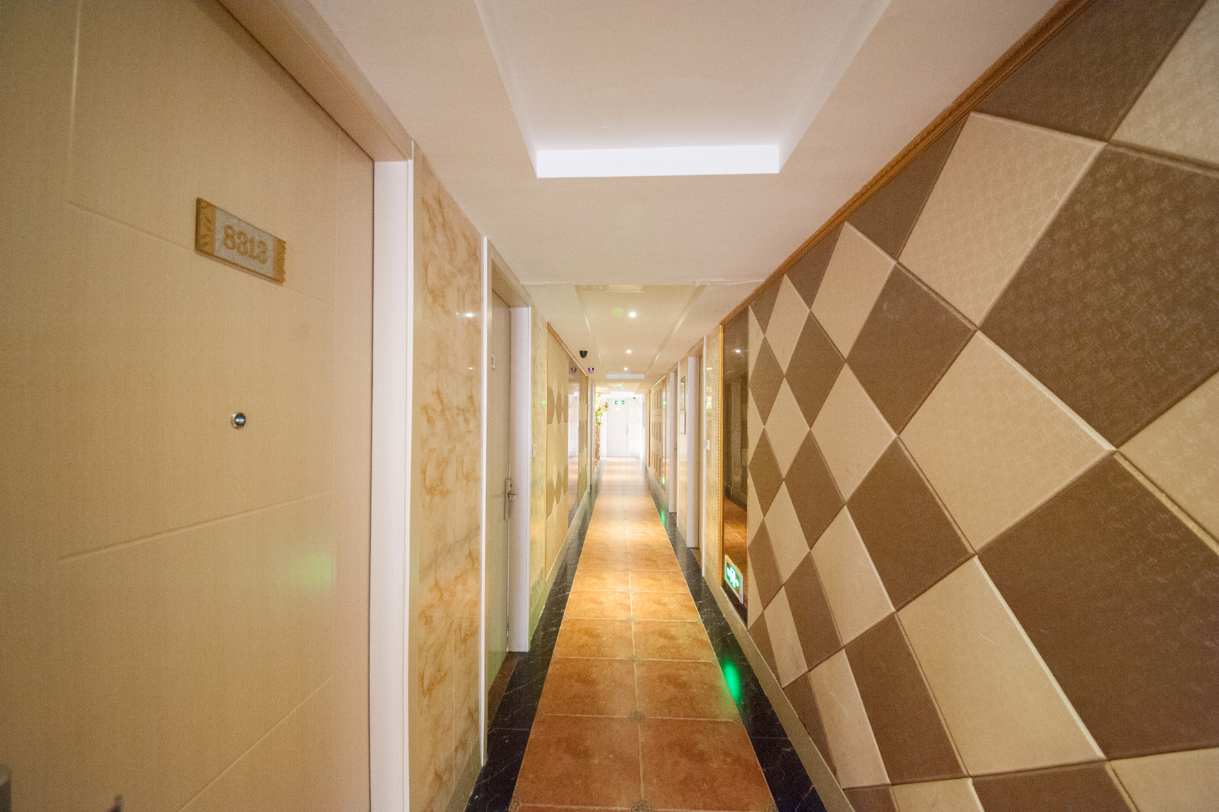 Dongyang fuxing business hotel 1*