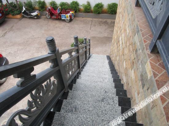 Lushan Huadian Biyuan Theme Hotel 2*