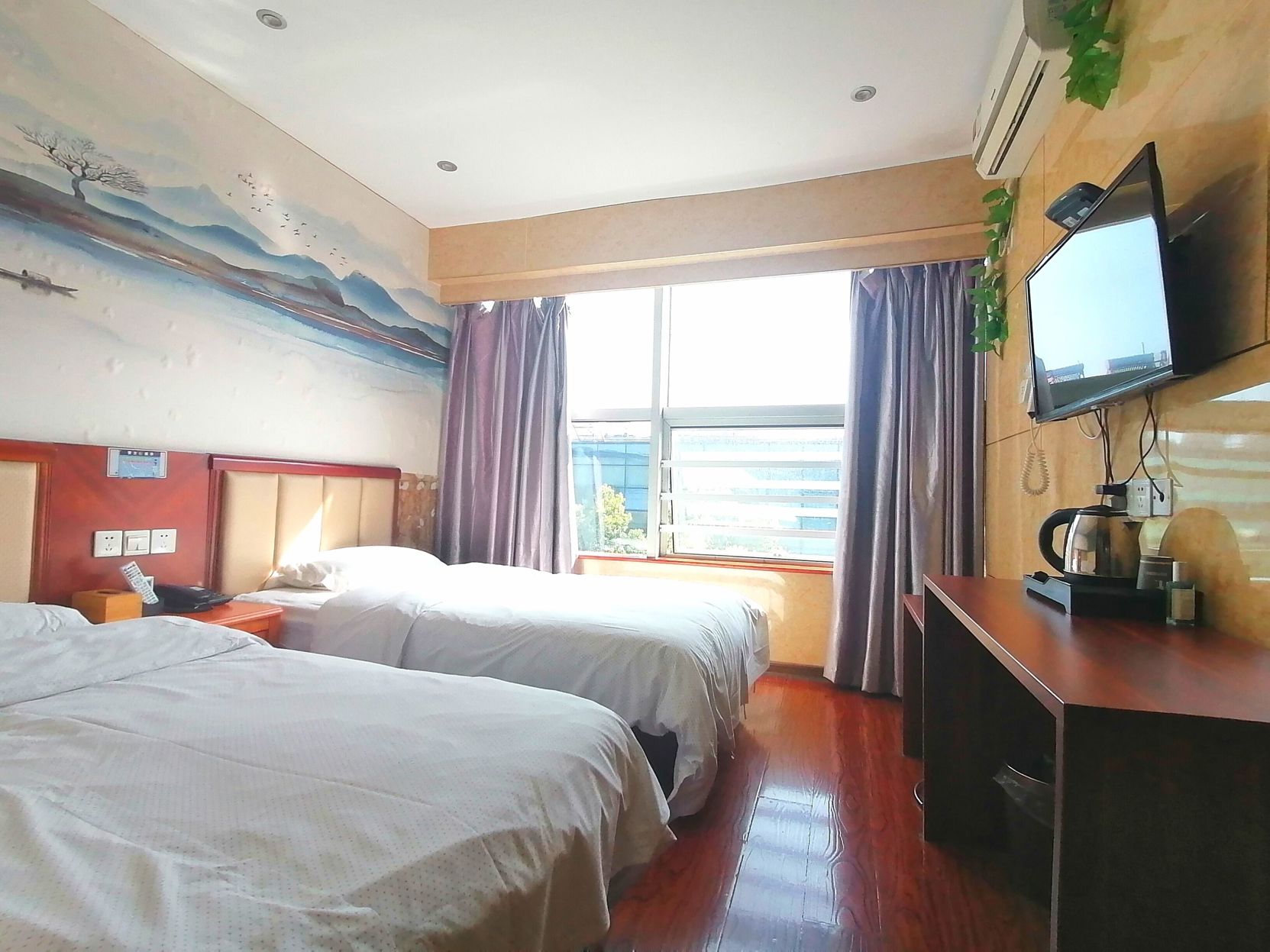 100 Inn Liangpin Hotel (Shanghai Qingpu Industrial Park Daying Town) 2*
