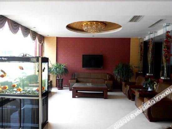 Home Inn Huaxuan Select Hotel (Pingshan Zhuanpan Branch) 2*