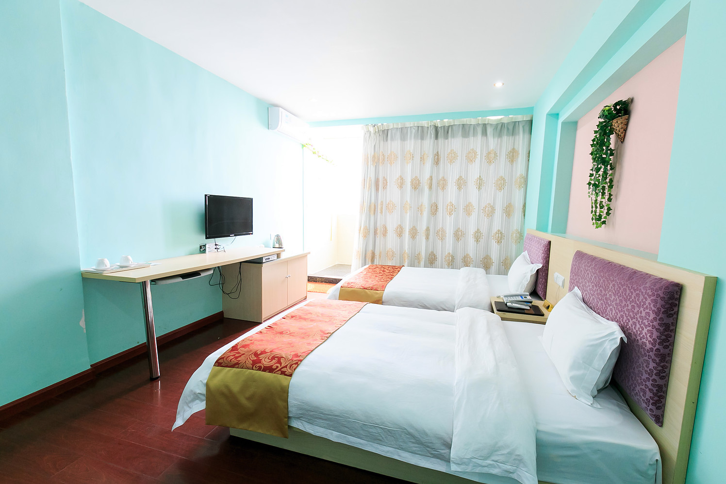 Beihai Fuqiang Traders Hotel 2*