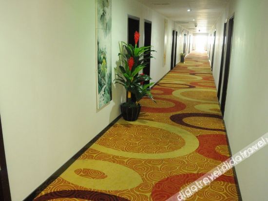 Beihai Fuqiang Traders Hotel 2*