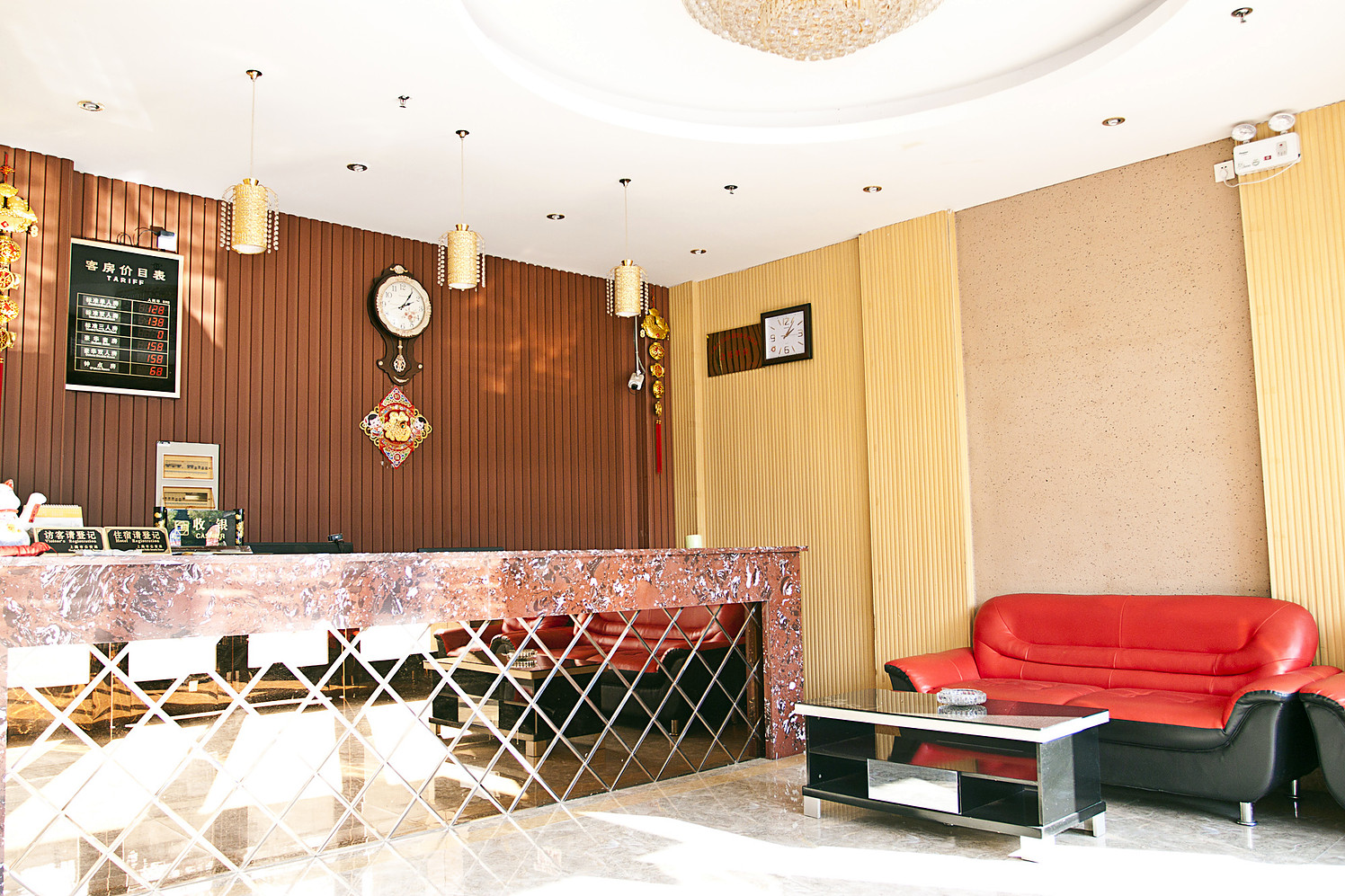 99 Preferred Hotel (Shanghai Baoshan Baoan Highway Subway Station Fishery West Road Branch) 1*