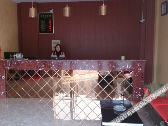 99 Preferred Hotel (Shanghai Baoshan Baoan Highway Subway Station Fishery West Road Branch) 1*