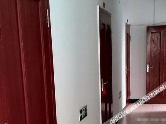 Dalian Yuanyuan Hotel (Dalian Jiaotong University Shop) 2*