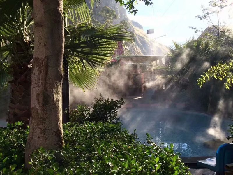 Huoyanshan Hot Spring Hotel 2*