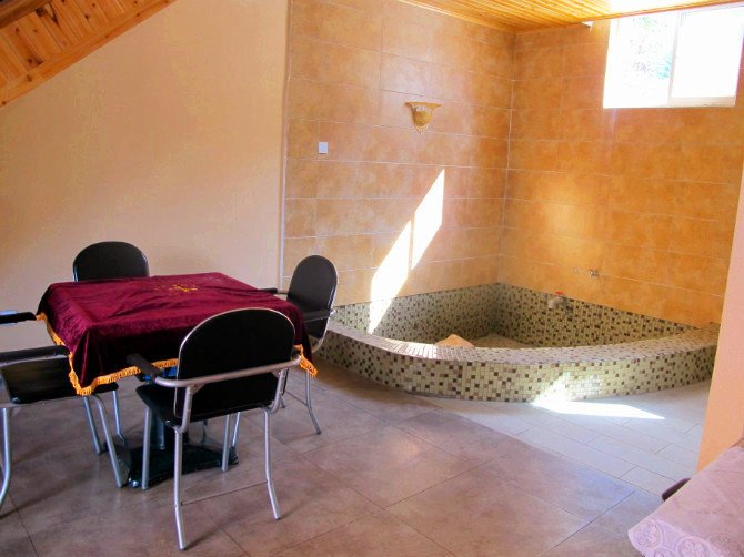 Huoyanshan Hot Spring Hotel 2*