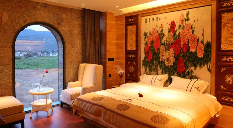 Huoyanshan Hot Spring Hotel 2*