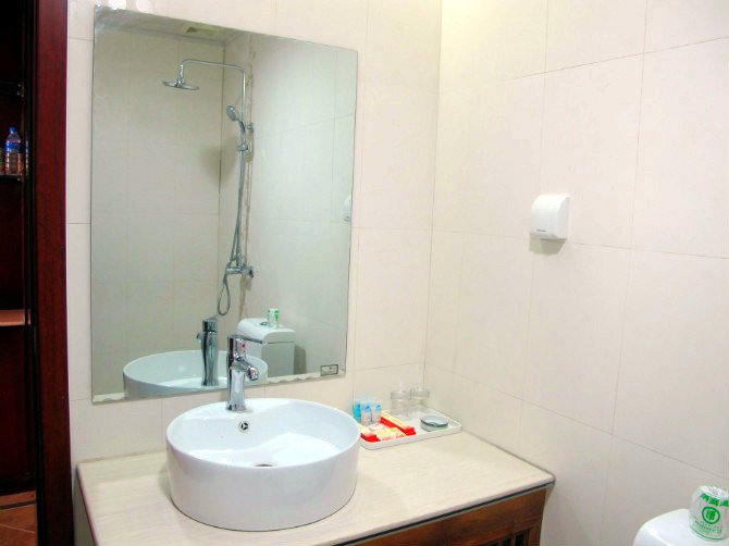 Huoyanshan Hot Spring Hotel 2*