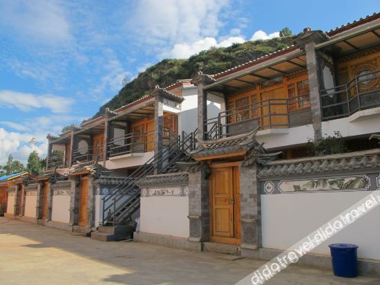 Huoyanshan Hot Spring Hotel 2*
