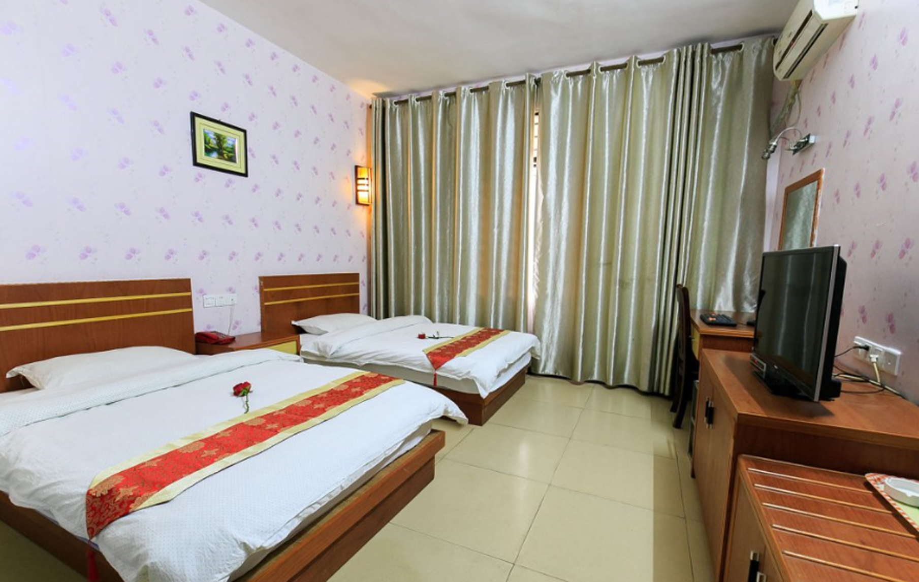 Beihai Jiashenjia hotel 2*