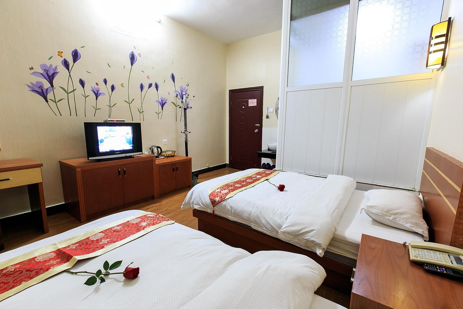 Beihai Jiashenjia hotel 2*