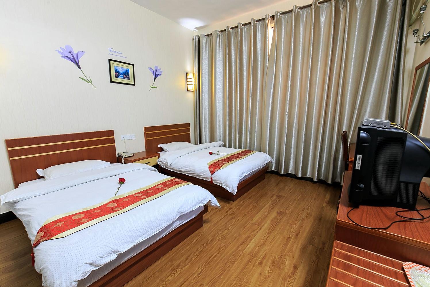 Beihai Jiashenjia hotel 2*
