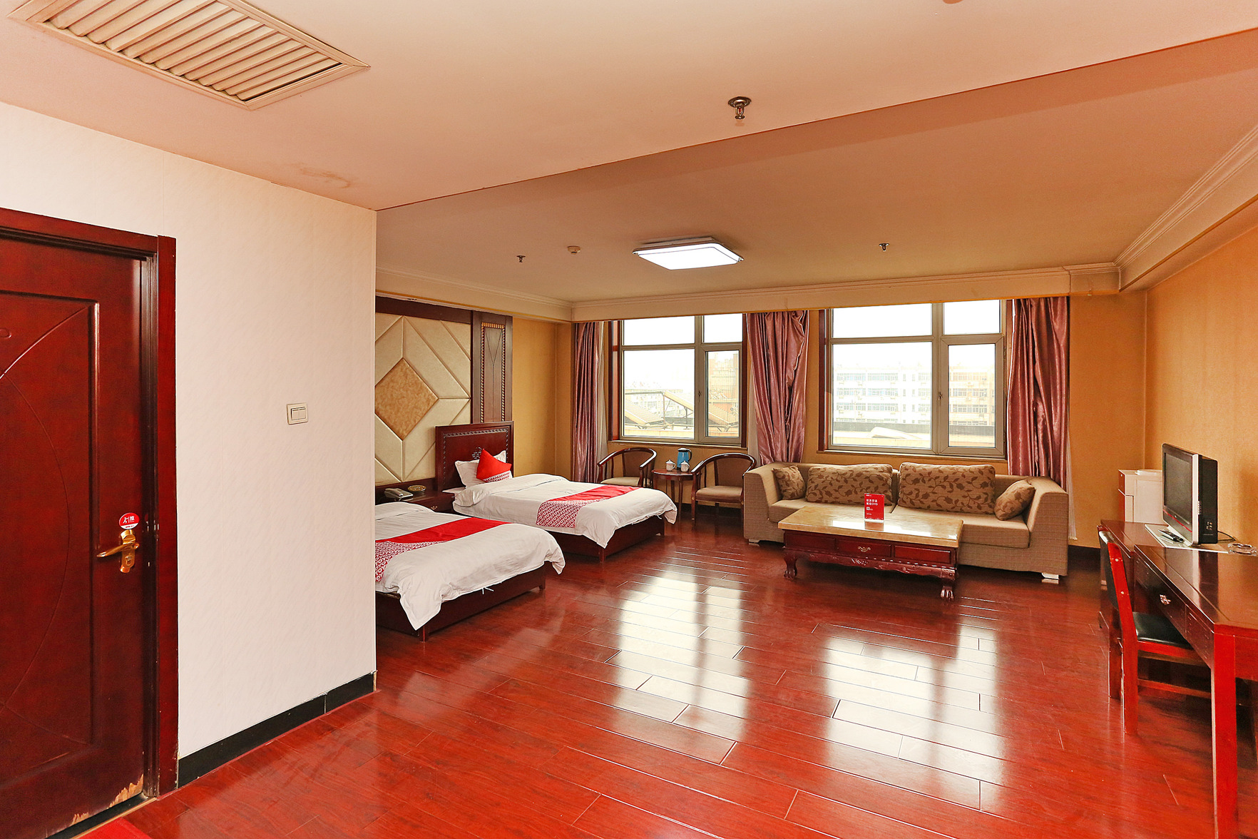 Baiyulan Business HotelShijiazhuang JingxingFinancial Vocational College 2*