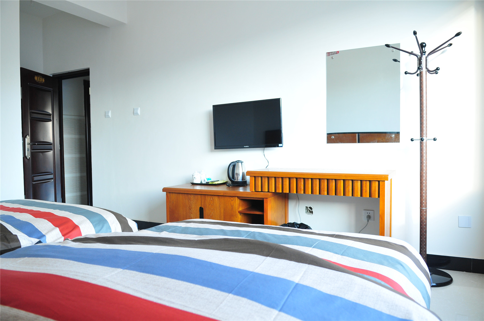 Dali Yaqi Holiday Hotel 2*