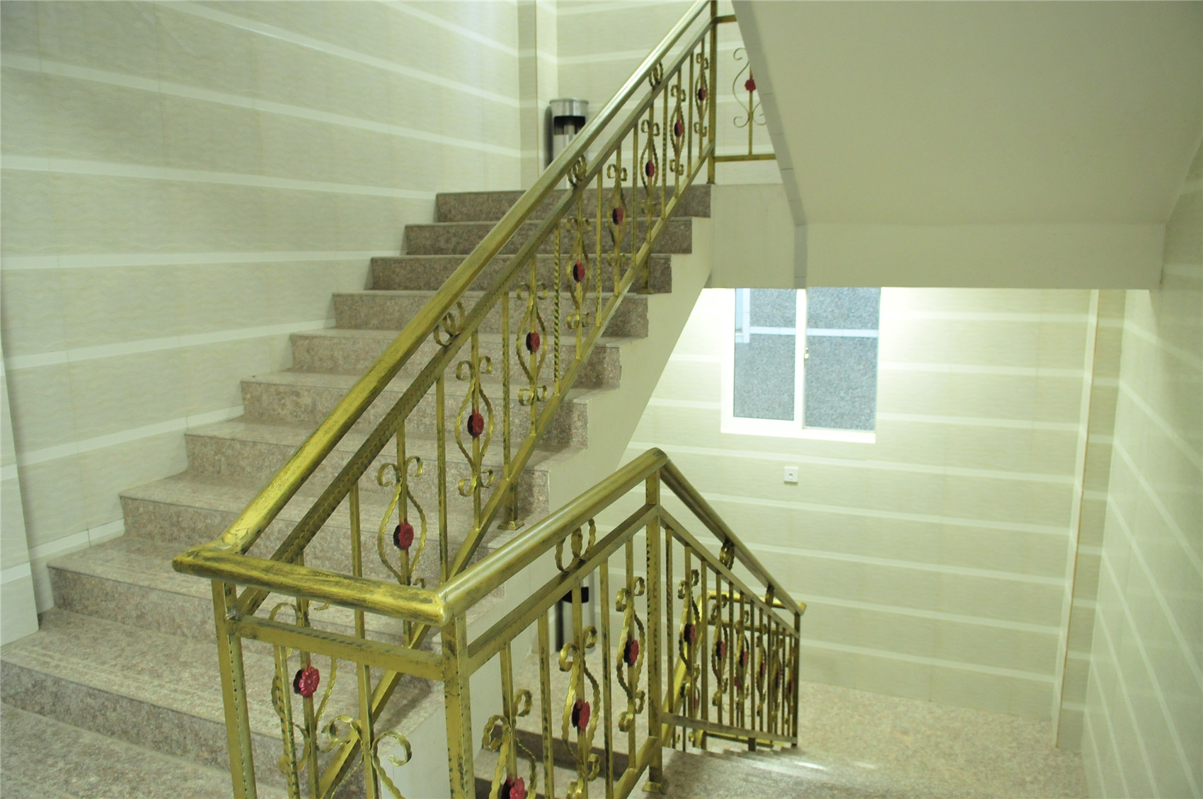 Dali Yaqi Holiday Hotel 2*