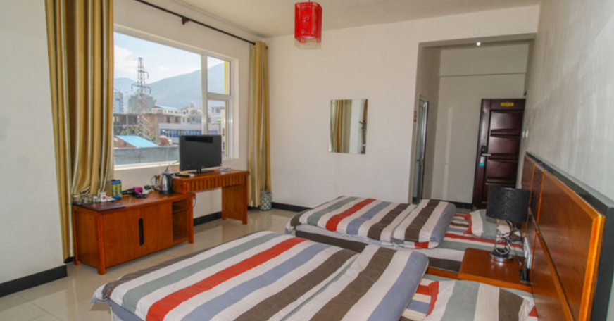 Dali Yaqi Holiday Hotel 2*