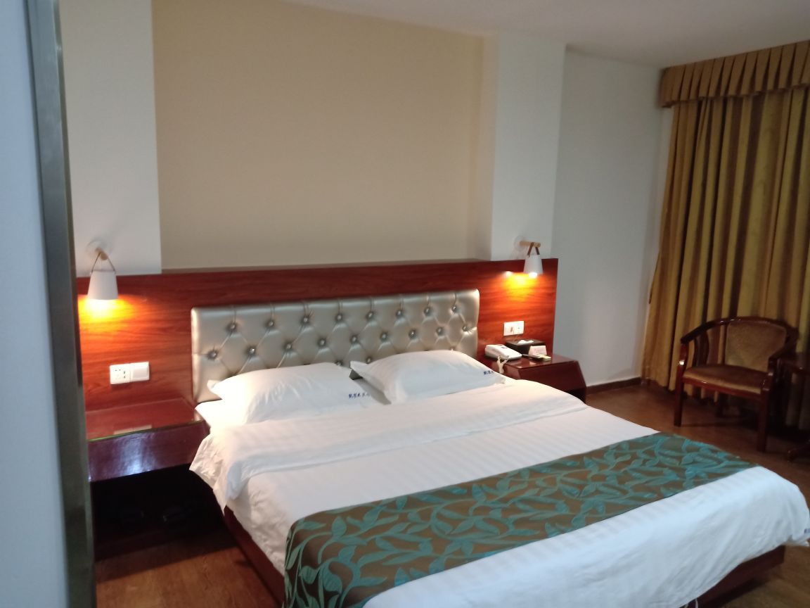 Hongle Hotel 1*