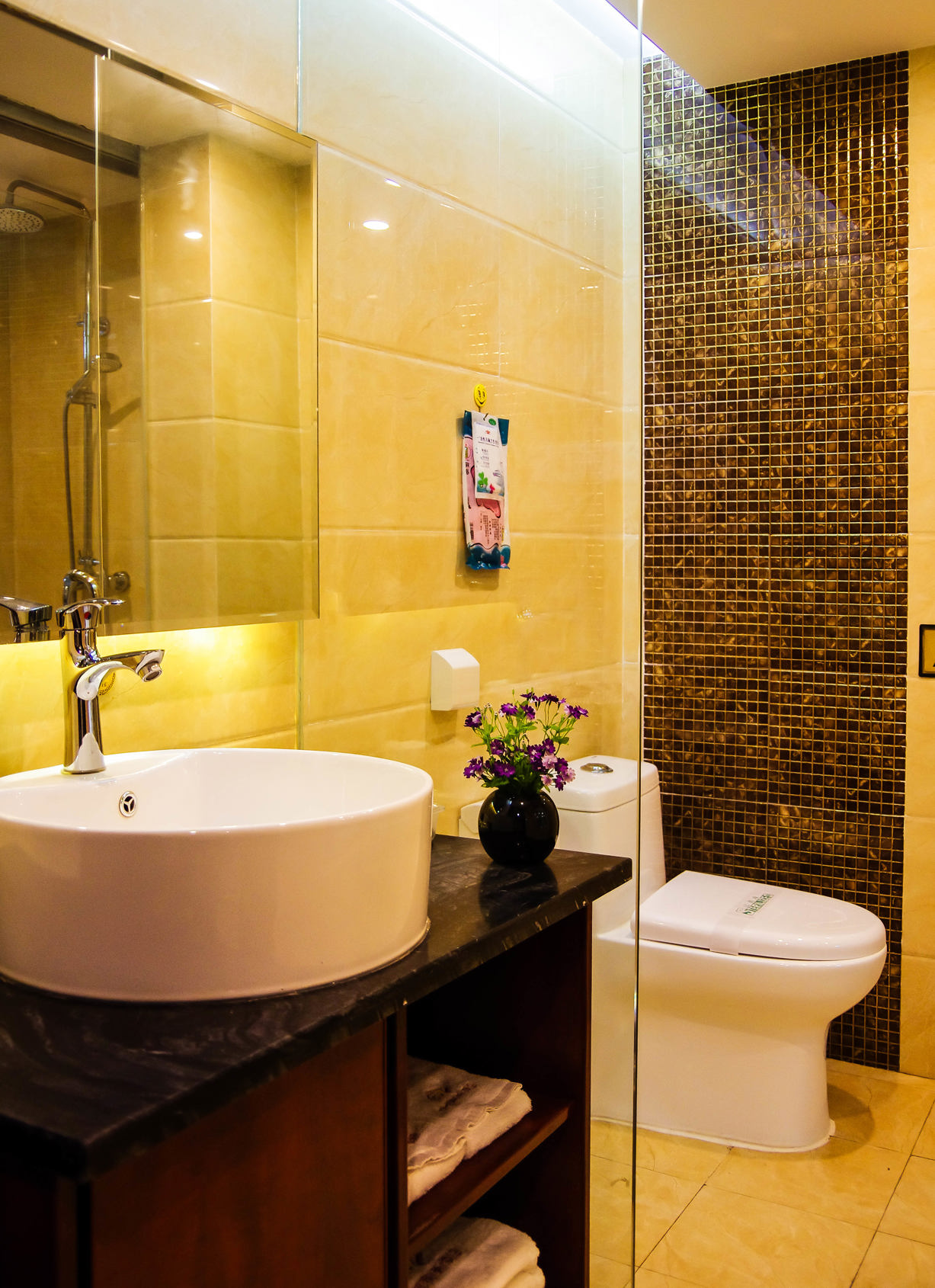 Home Inn Huayi Hotel (Baoji Qianyang Nanguan Road) 2*
