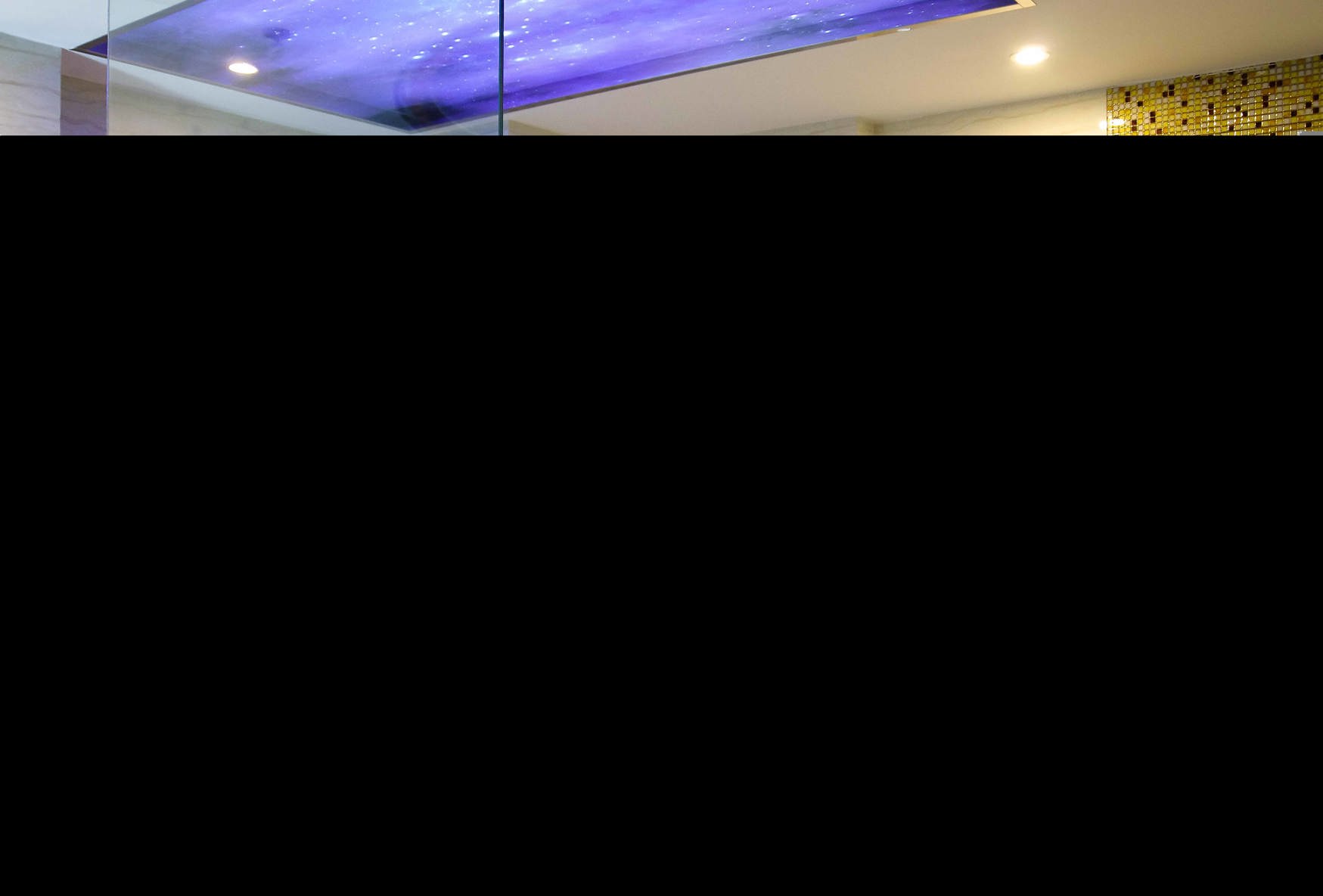 Home Inn Huayi Hotel (Baoji Qianyang Nanguan Road) 2*
