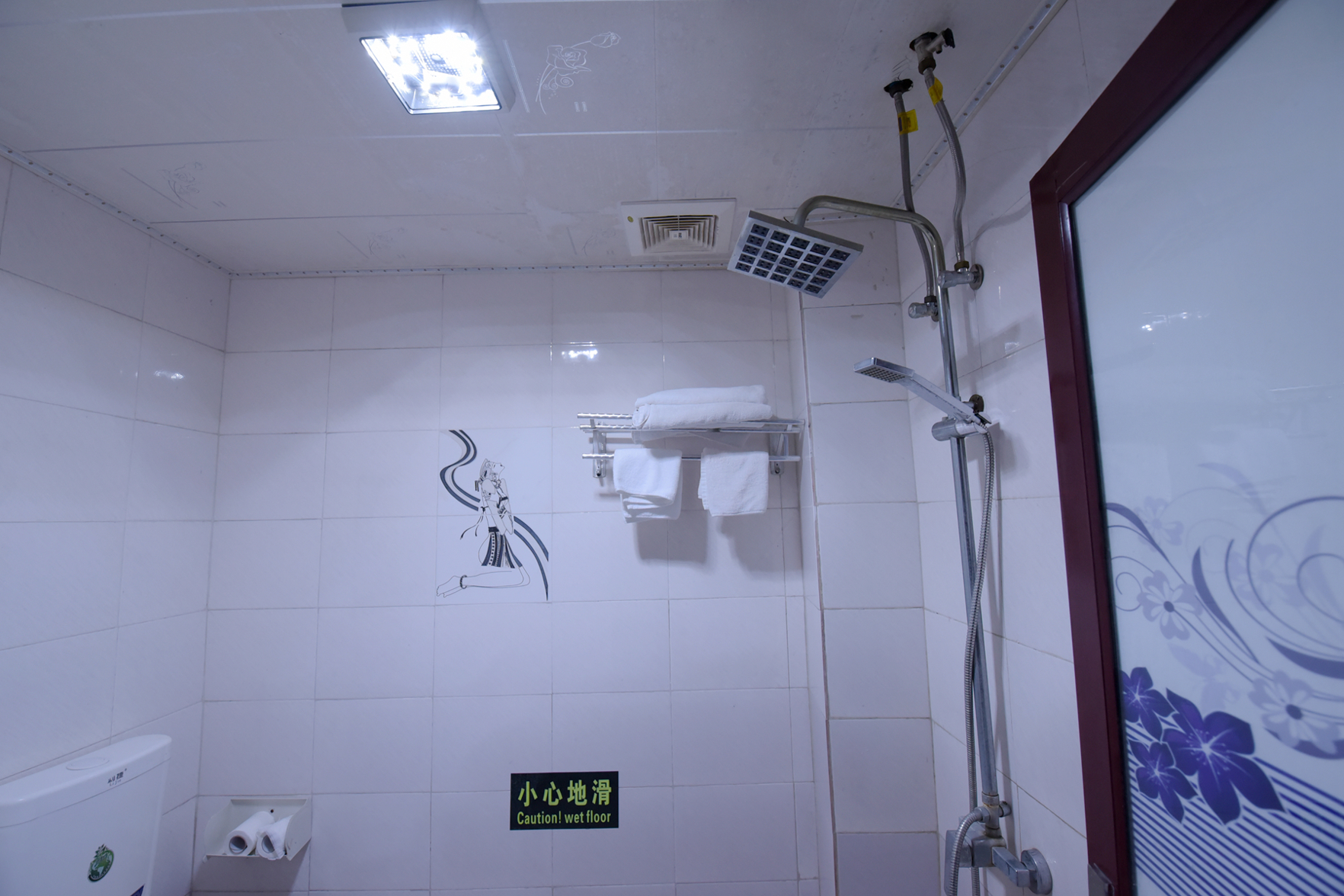 Wuyue · Yuexin Hotel (Medical Specialist store of Shangrao Normal University) 2*