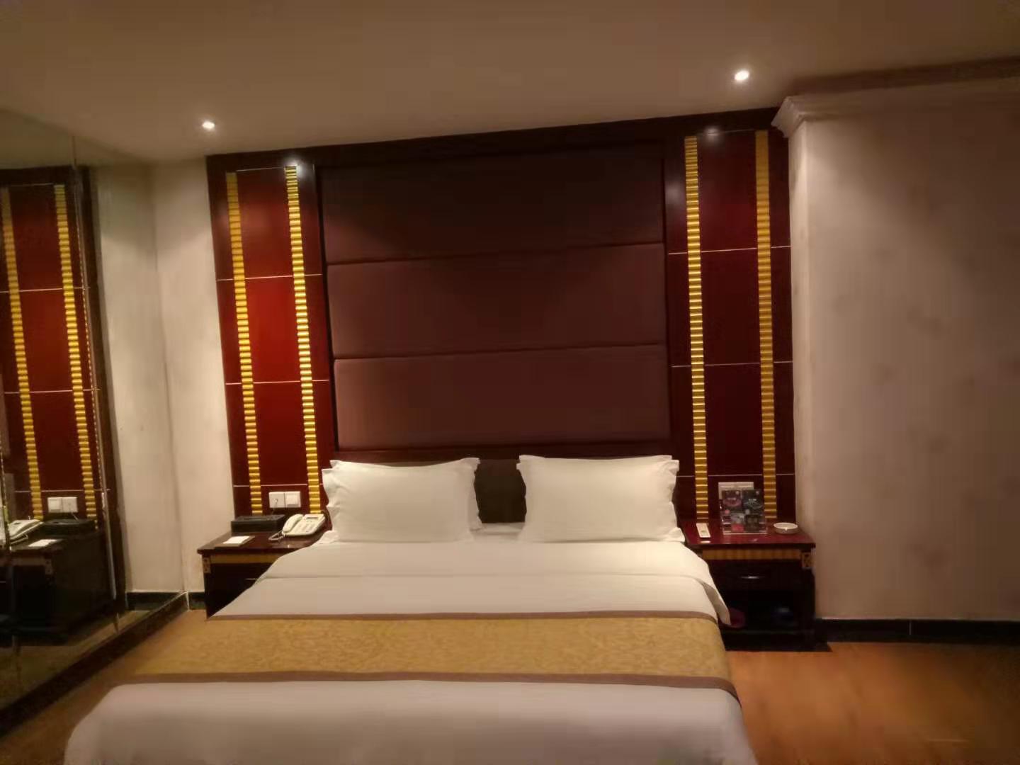 No.1 Youke Hotel (Huizhou Xinwei Government Plaza store) 2*