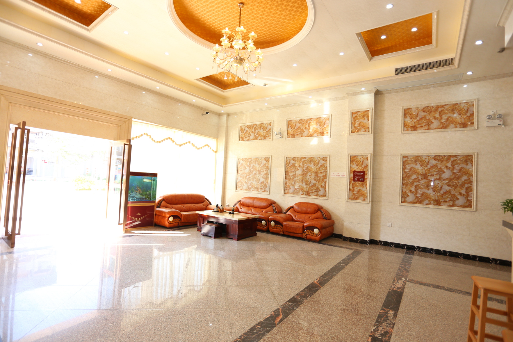 Huizhou Xincheng Hotel (Longhu Avenue Branch) 2*
