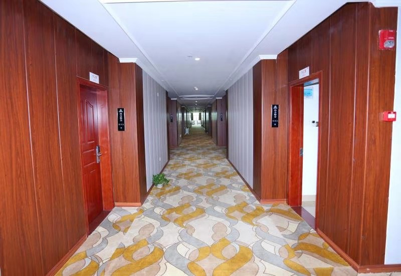 Huizhou Xincheng Hotel (Longhu Avenue Branch) 2*