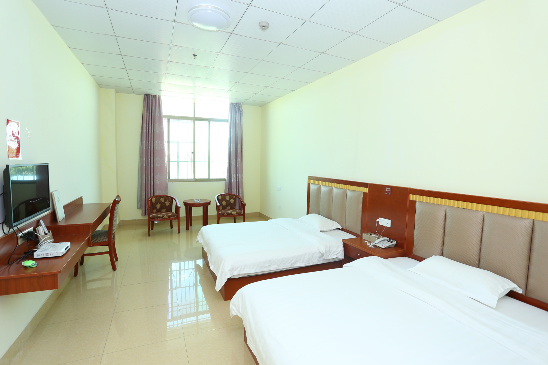 Huizhou Xincheng Hotel (Longhu Avenue Branch) 2*