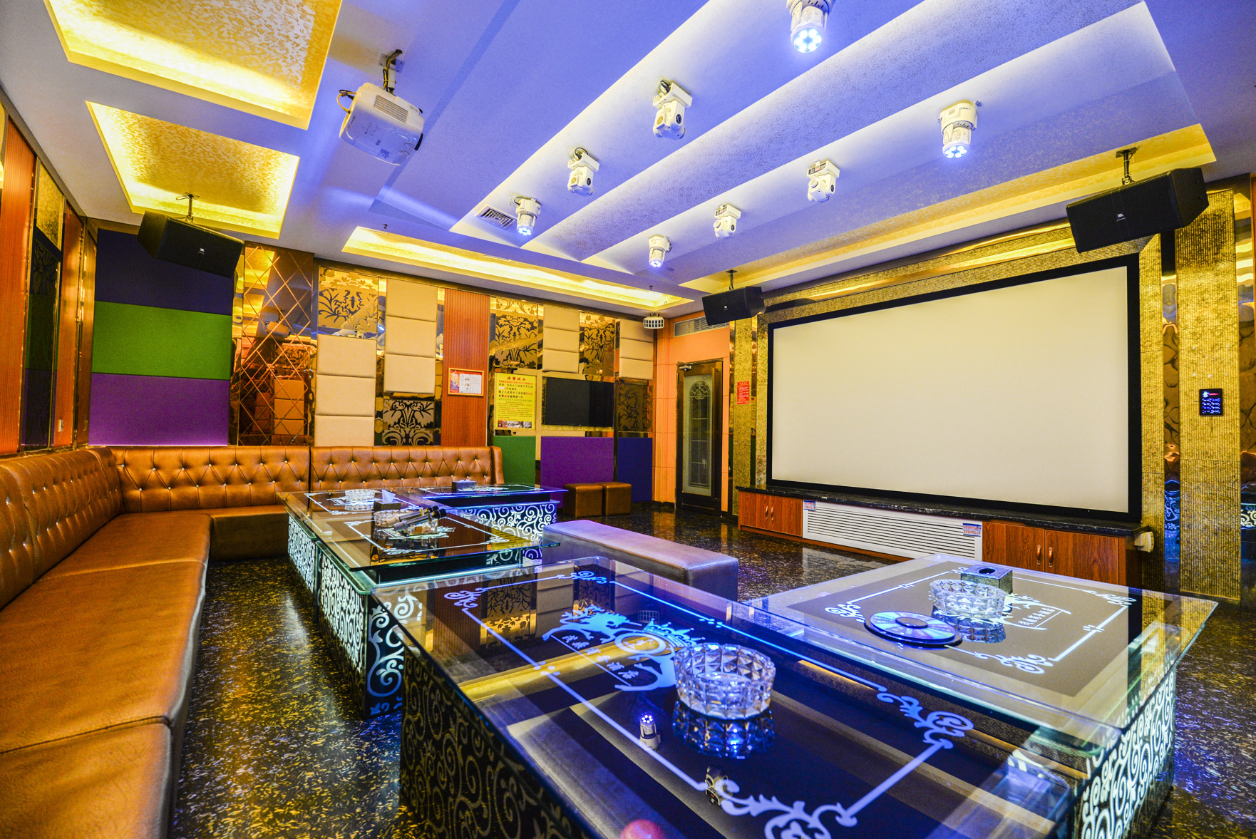 Huizhou Xincheng Hotel (Longhu Avenue Branch) 2*
