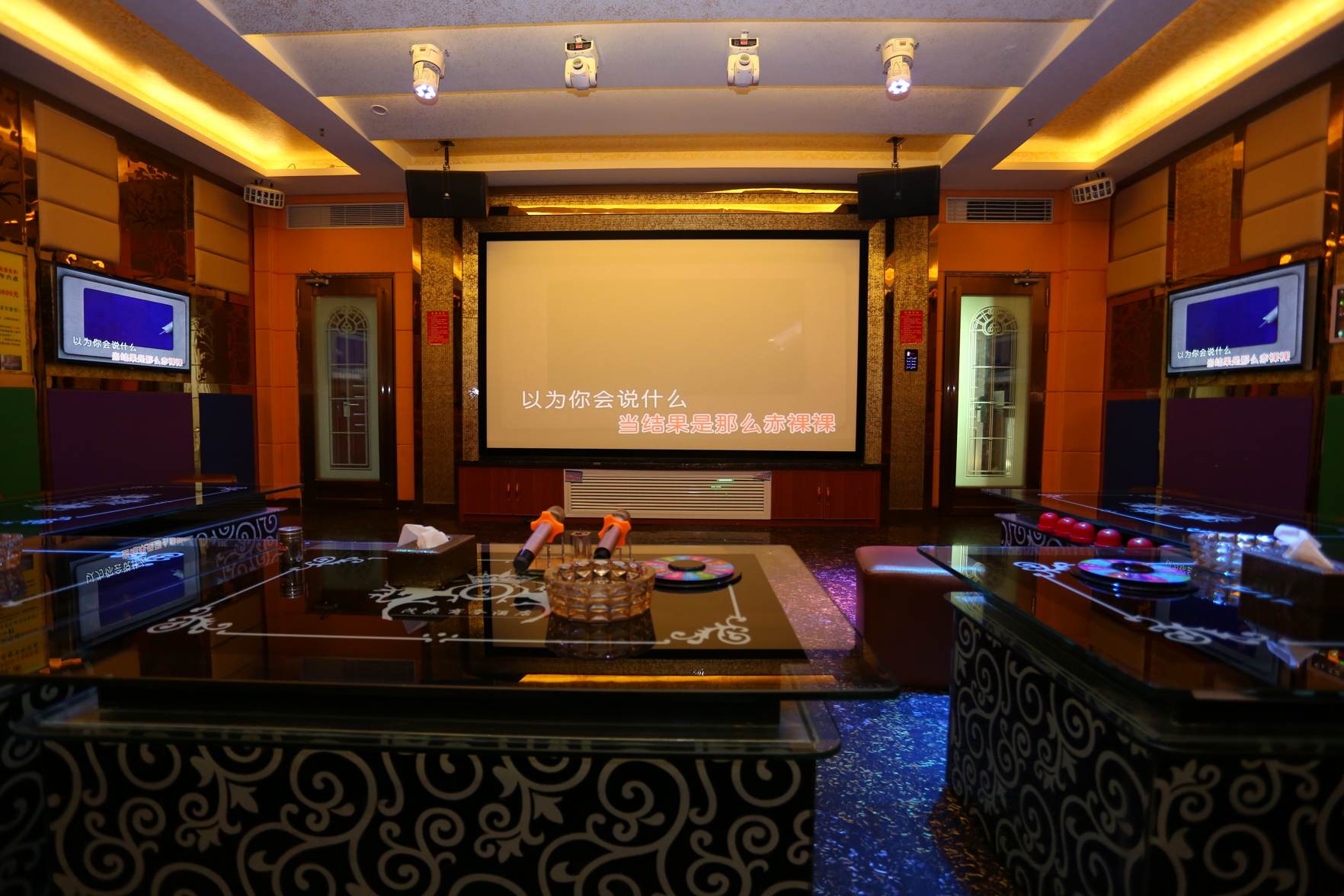 Huizhou Xincheng Hotel (Longhu Avenue Branch) 2*