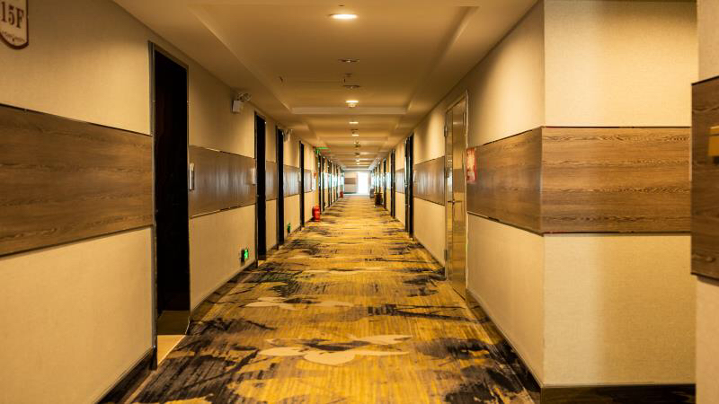 Fangchenggang Flange International Hotel (Sunshine Coast Branch) 2*