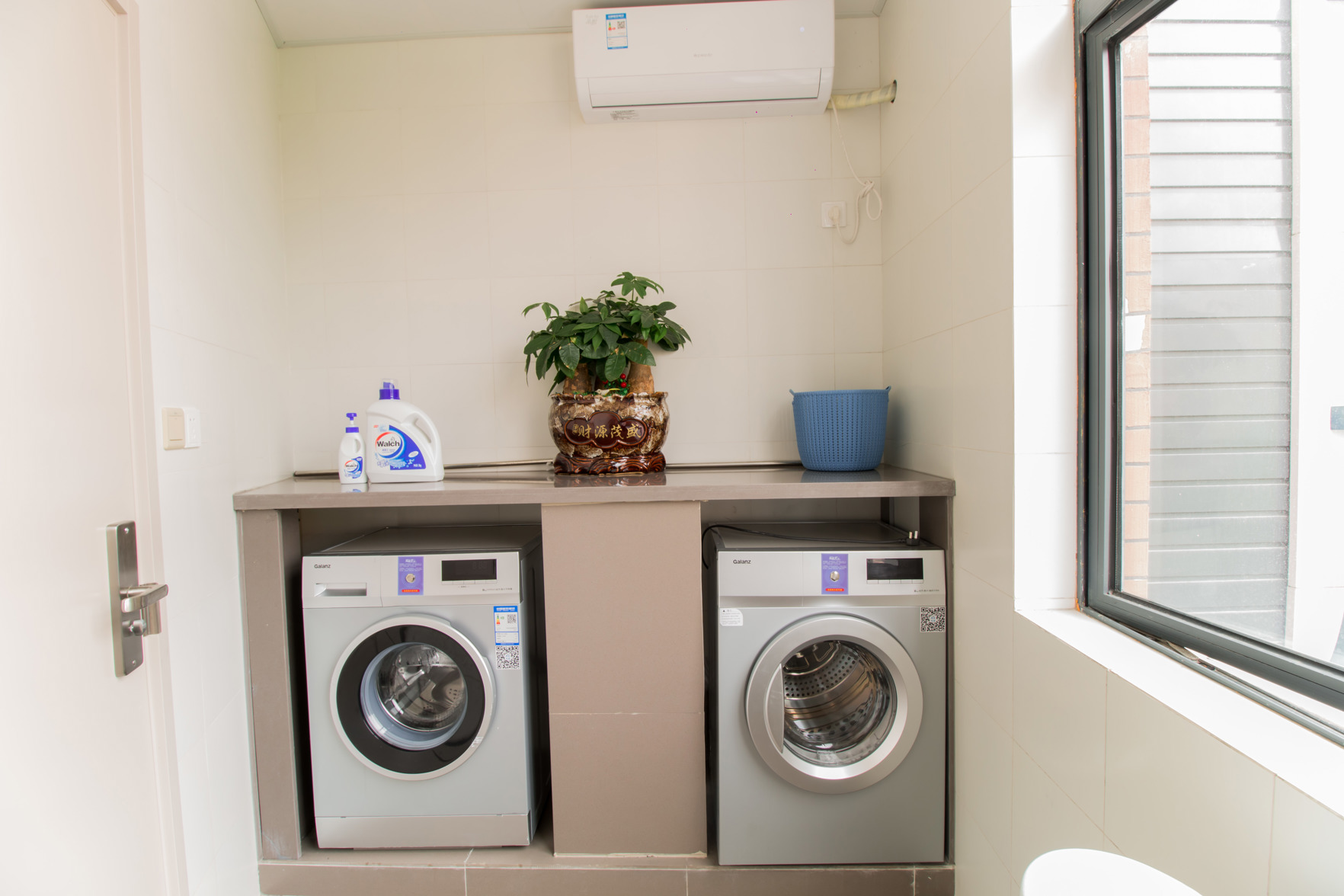 Homeinn Selected Hotel (Shanghai Caolu Minlei Road Subway Station) 3*