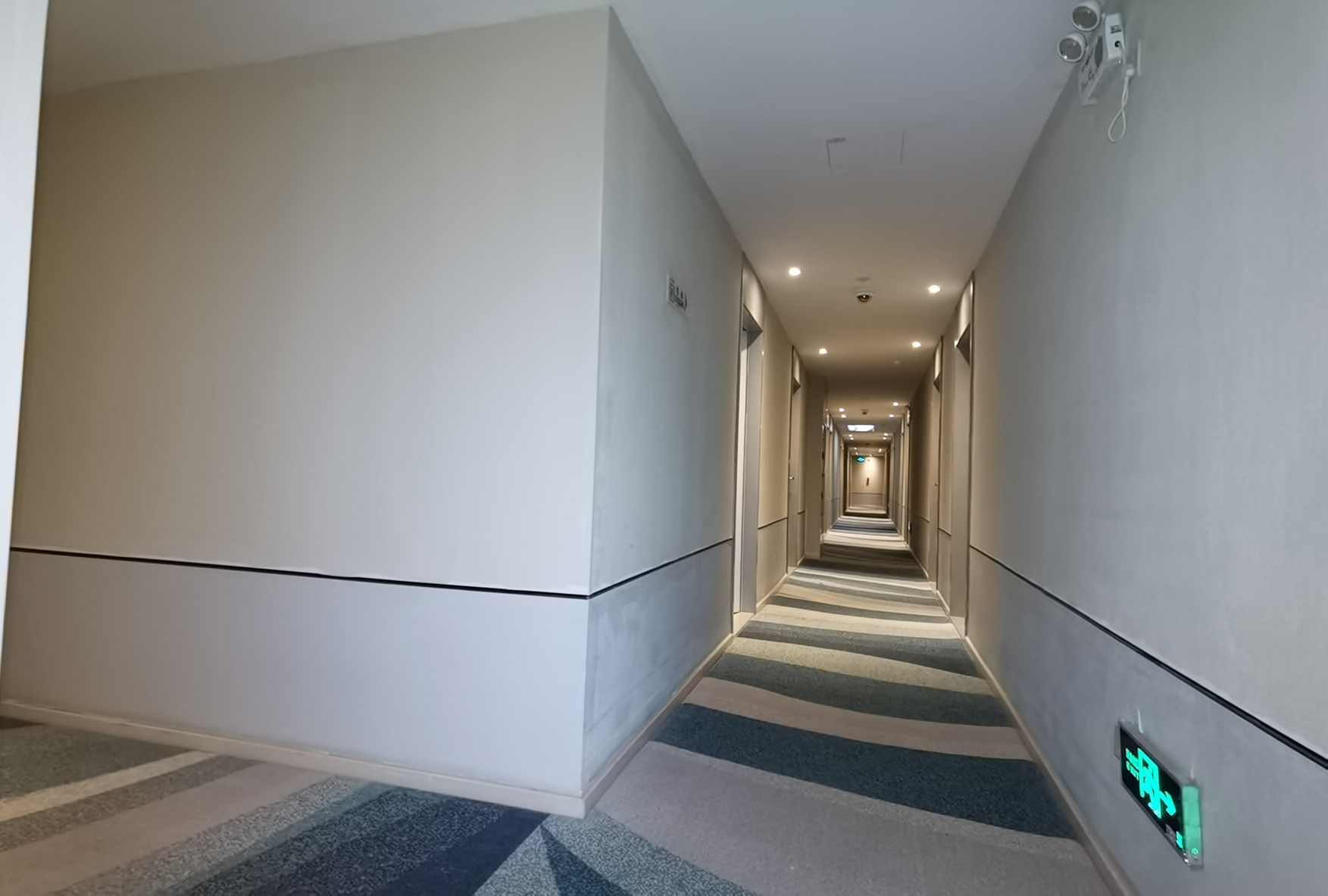 Homeinn Selected Hotel (Shanghai Caolu Minlei Road Subway Station) 3*