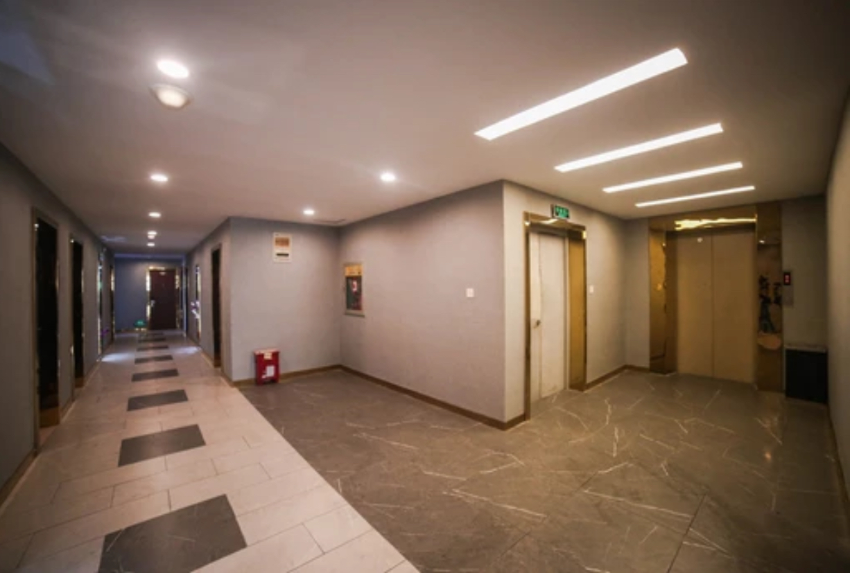 Cangnan Jiacheng Business Hotel 2*