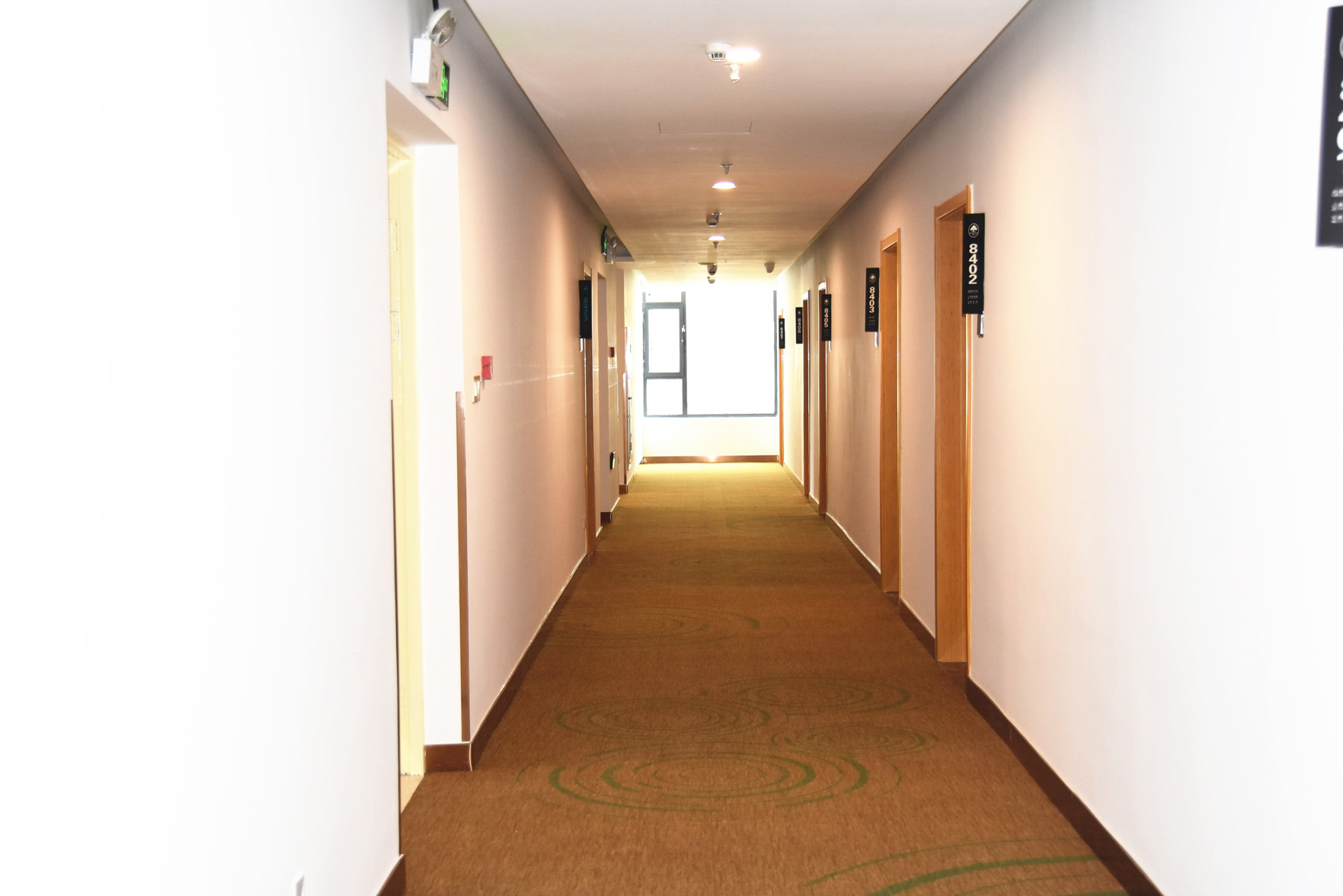 GreenTree Inn (Wuxi Yangshan town Jiayang Life Plaza store) 2*