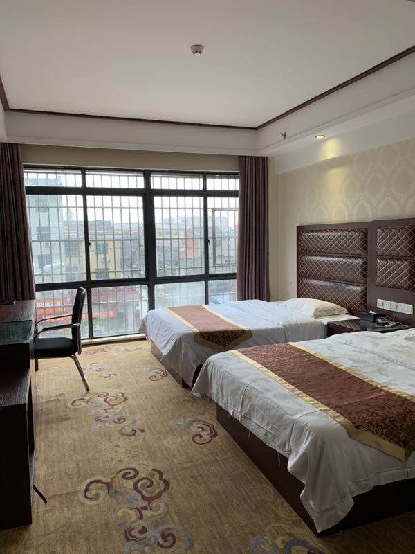 Home Inn Huaxuan Collection Hotel (Fuzhou Jinxi County Jinxiu Commercial Building) 2*