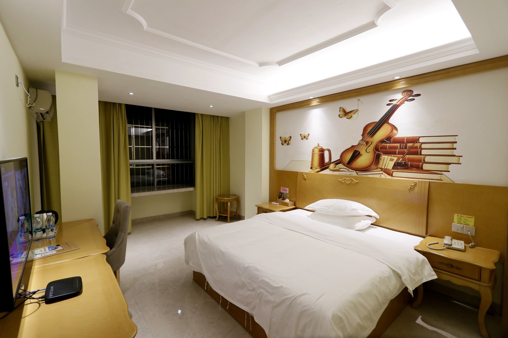 Bincheng Hotel (Dongxing National Gate Scenic Area Port) 2*